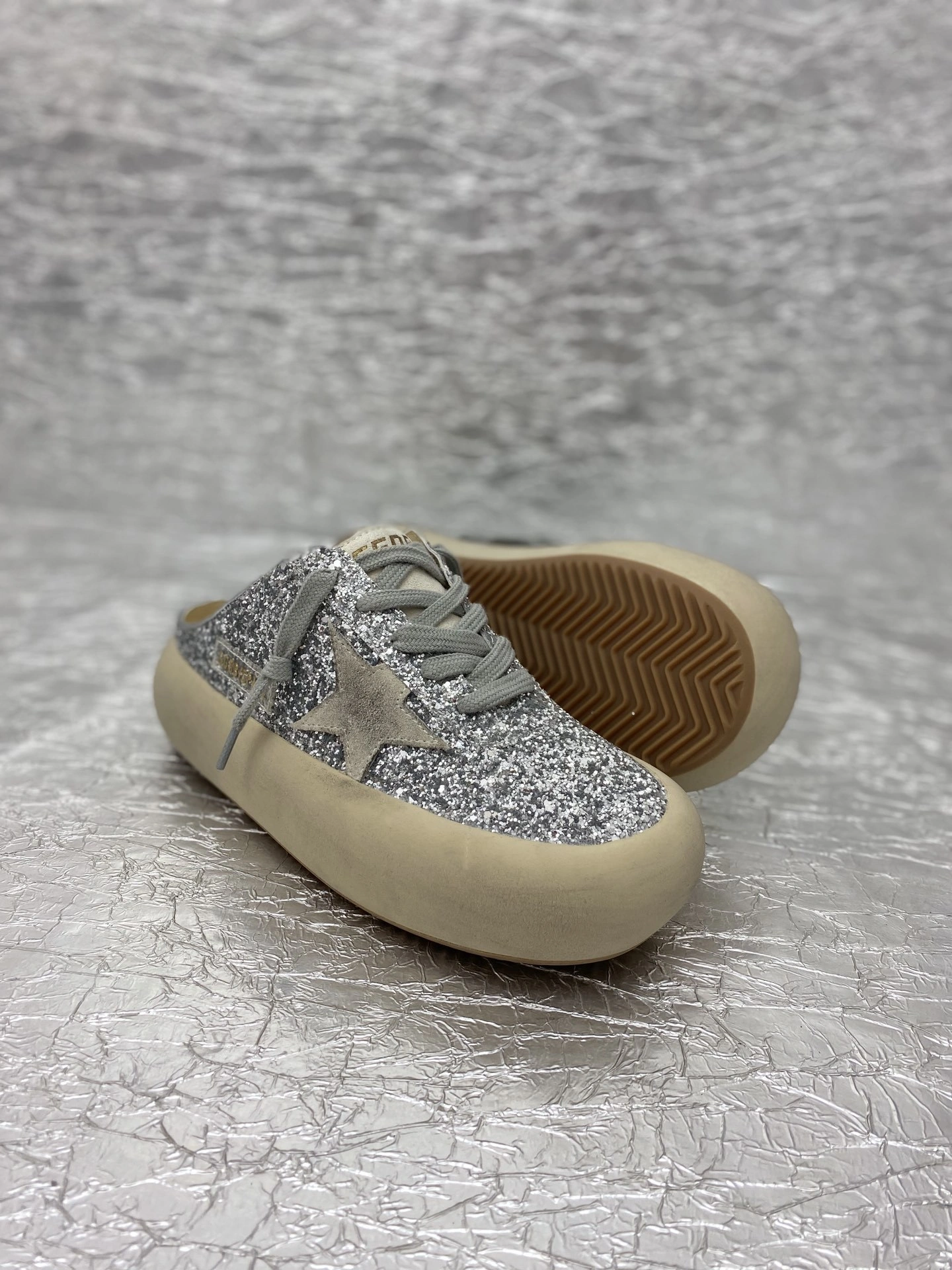 OOBB-- 6642 GWF00383.F003332.70100 Space cowhide item:E-X362J2907T